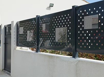 pose de clôtures à Chemillé-en-Anjou près de Cholet dans le Maine-et-Loire 49