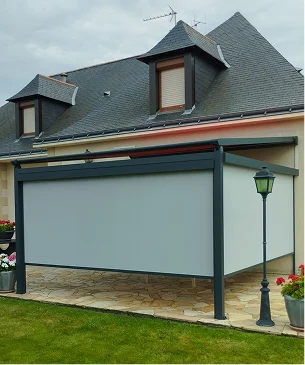 installation de pergolas à toiles à Chemillé-en-Anjou près de Cholet dans le Maine-et-Loire 49